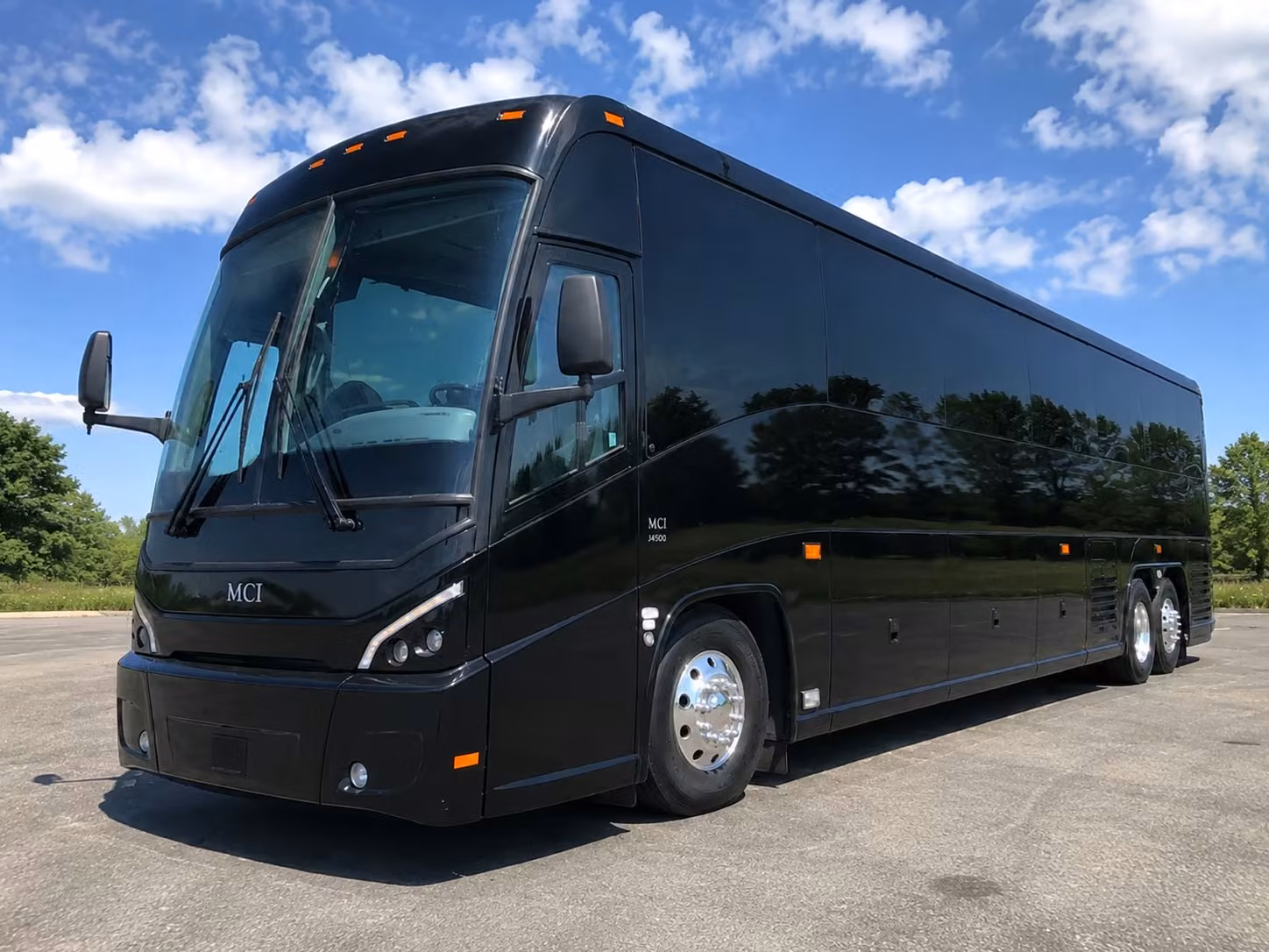 corporate event shuttle bus service in wichita kansas